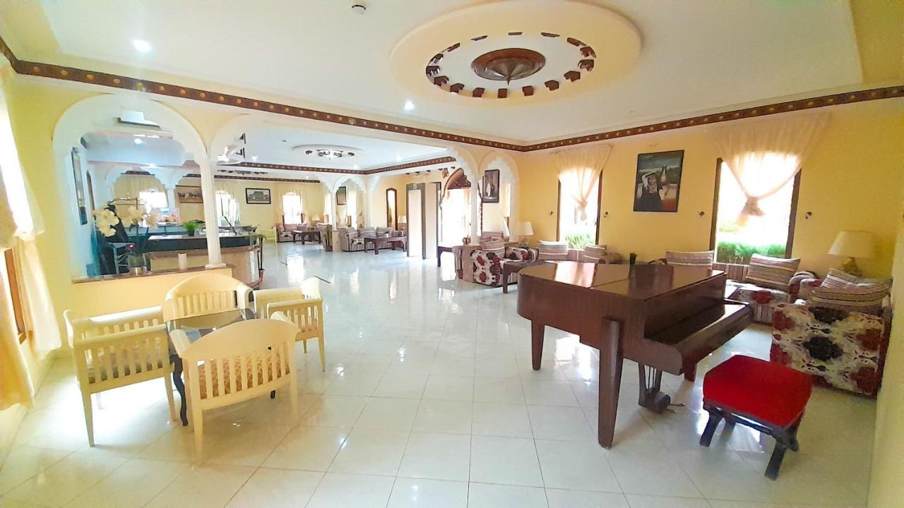 Hotel Relais Saiss เซโฟร ภายนอก รูปภาพ