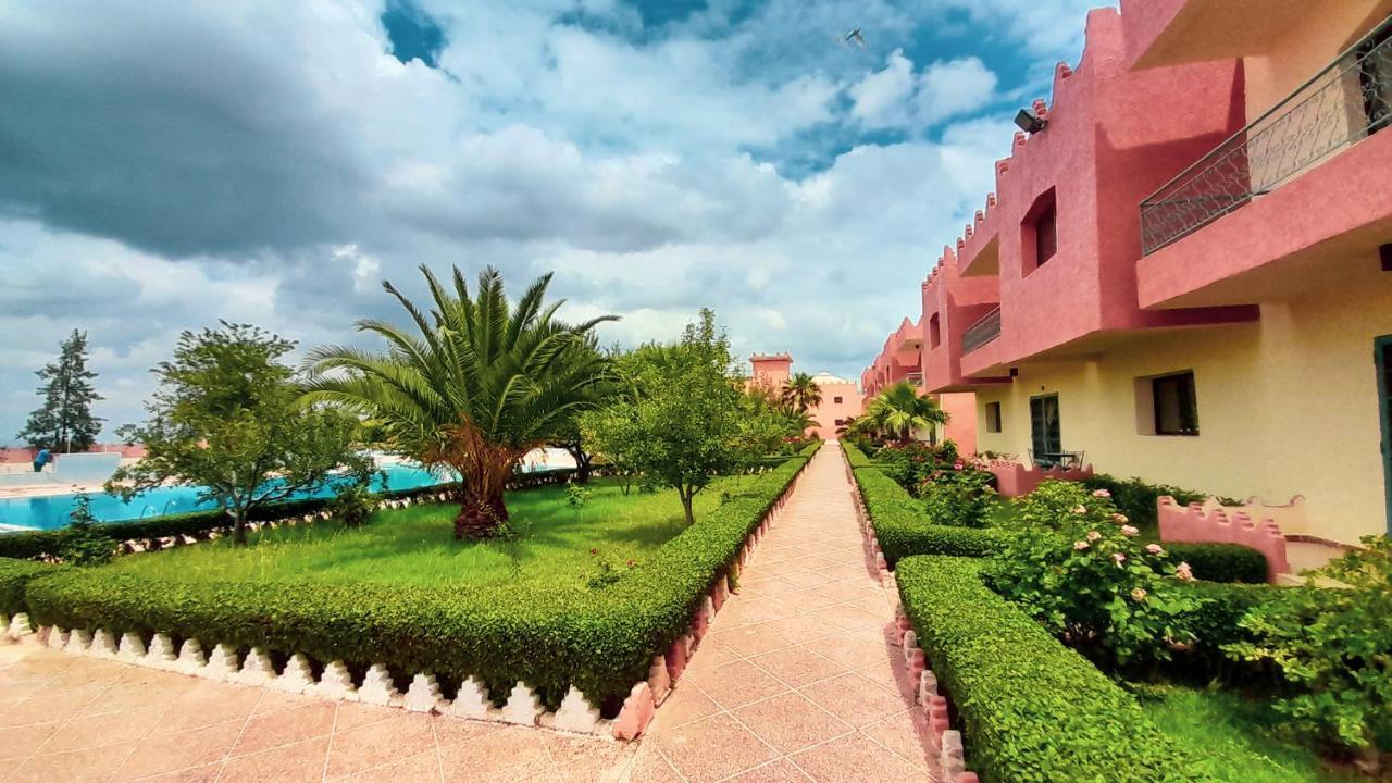 Hotel Relais Saiss เซโฟร ภายนอก รูปภาพ