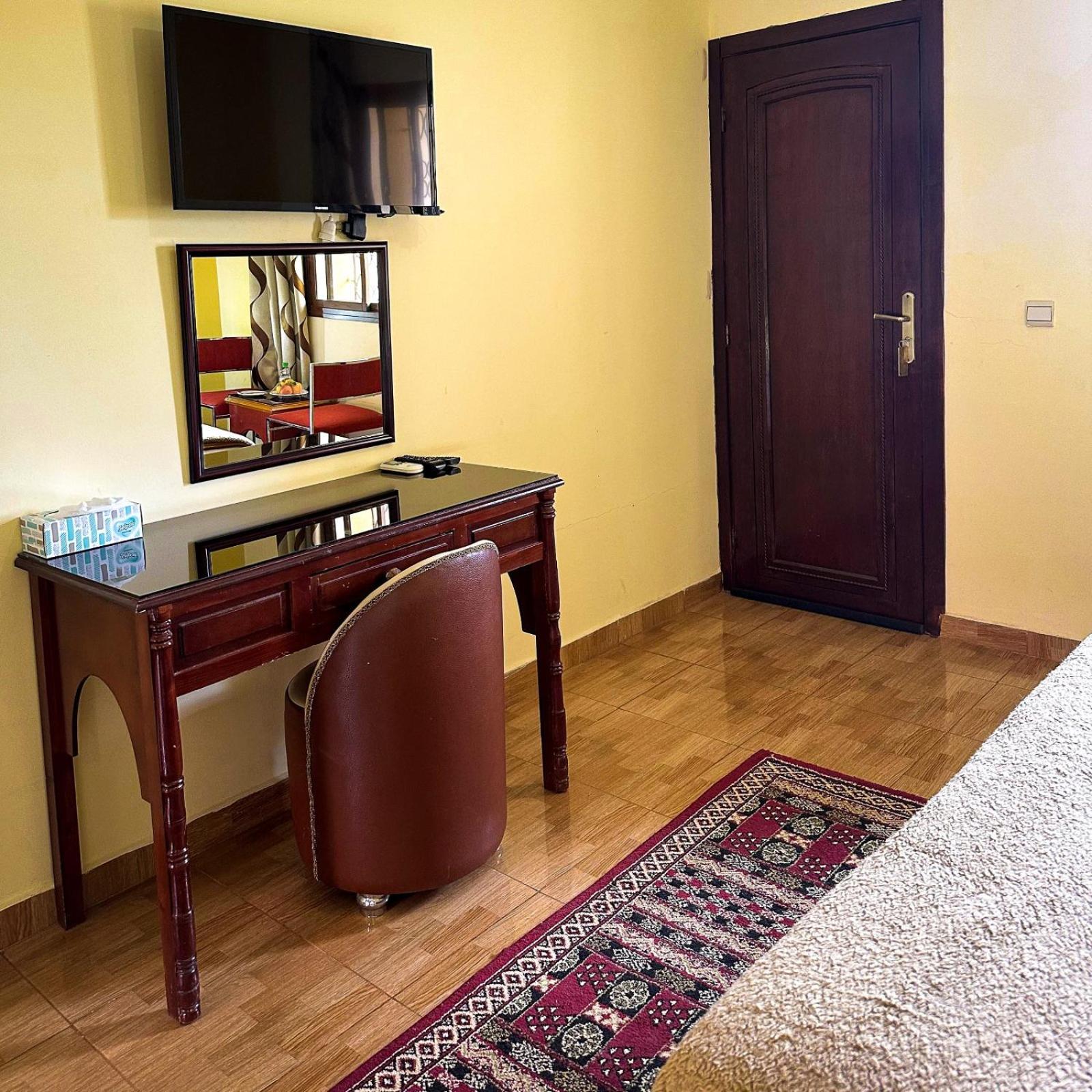 Hotel Relais Saiss เซโฟร ภายนอก รูปภาพ