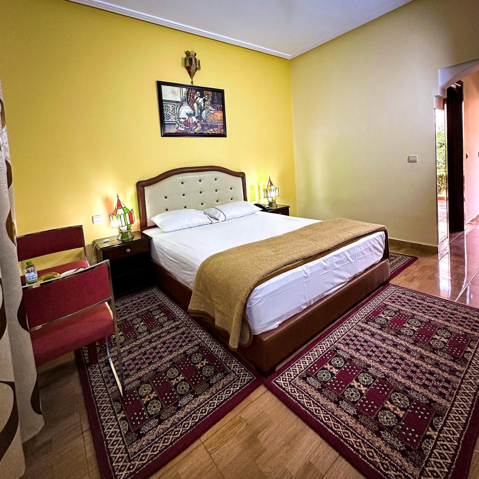 Hotel Relais Saiss เซโฟร ภายนอก รูปภาพ